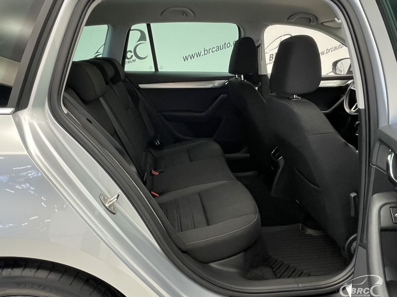 Skoda Octavia | 8