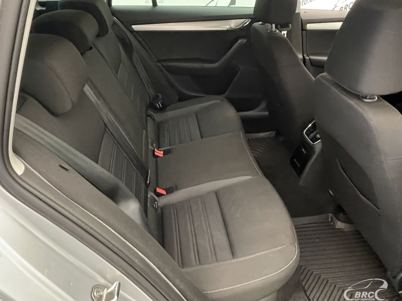 Skoda Octavia | 9