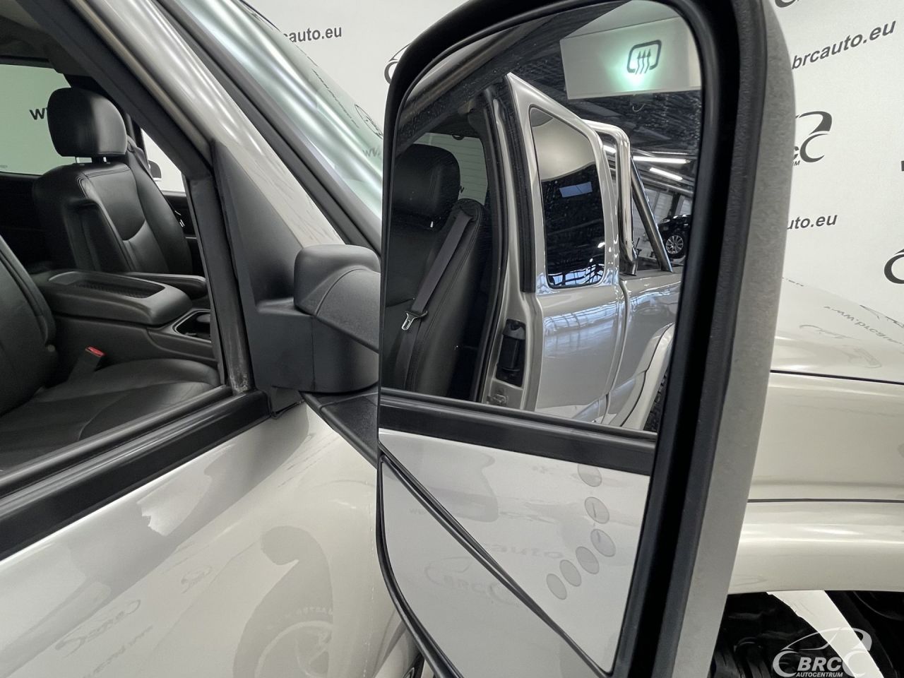 GMC Sierra | 8