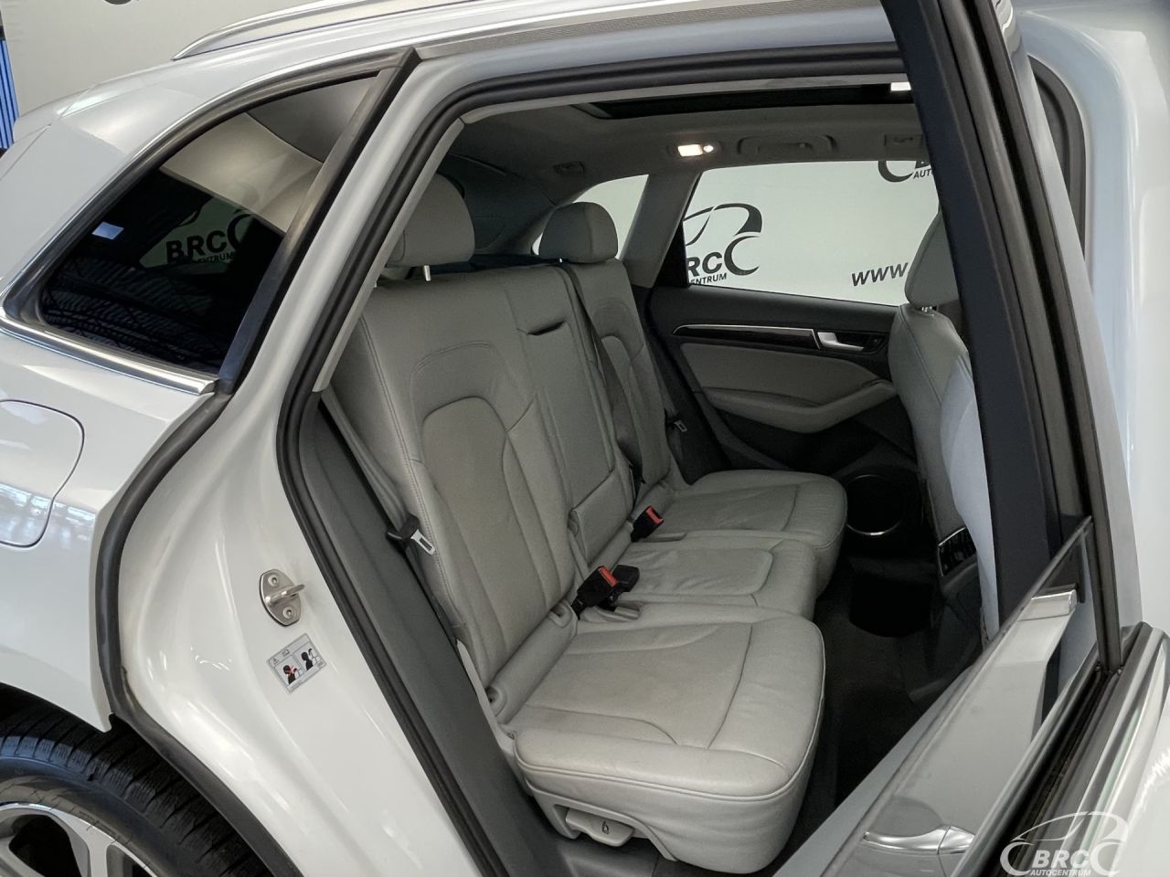 Audi Q5 | 12