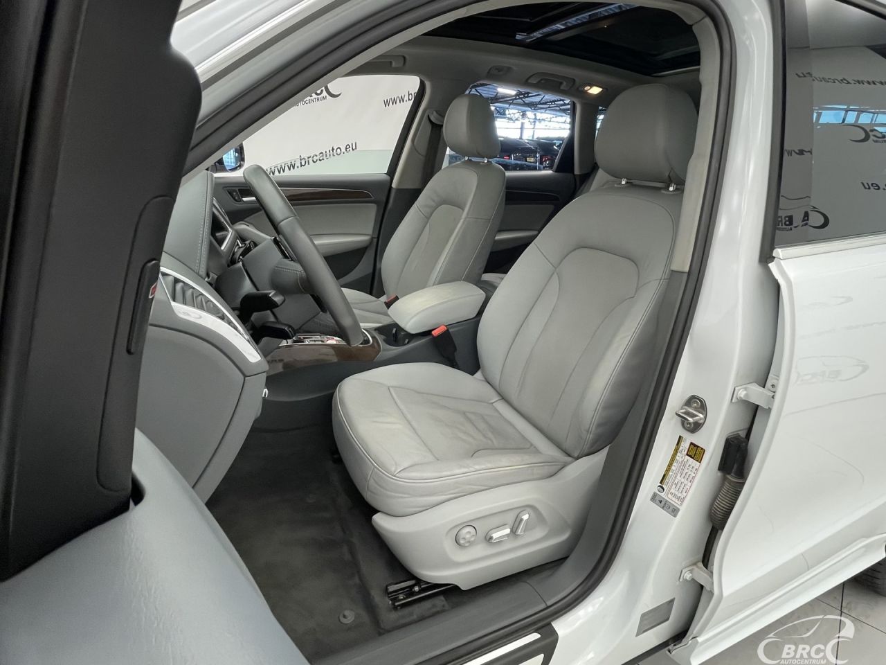 Audi Q5 | 23