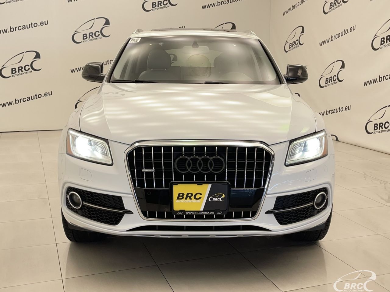 Audi Q5 | 50