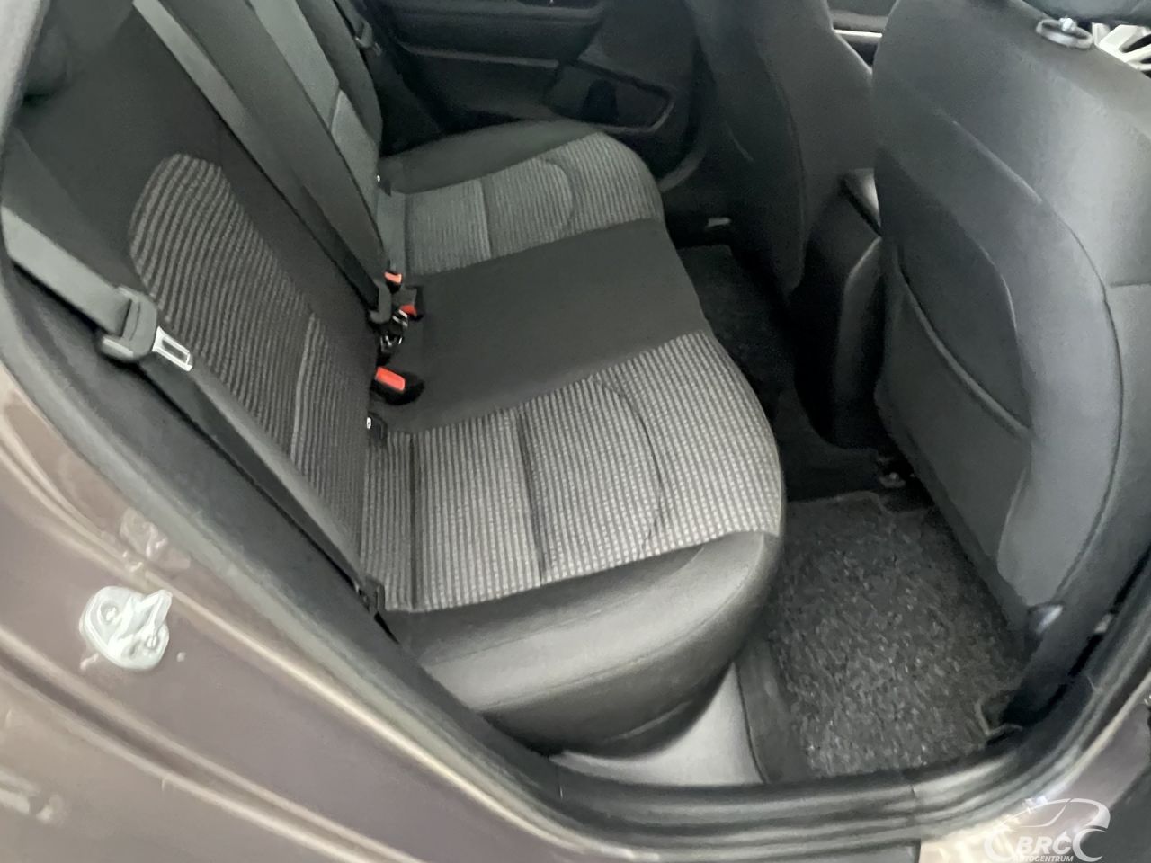 Kia Cee'd | 9