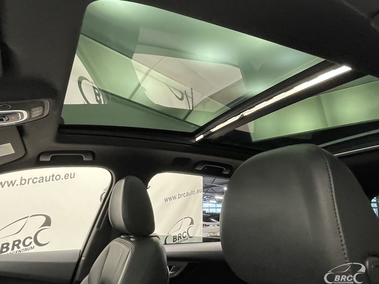 Audi Q7 | 25