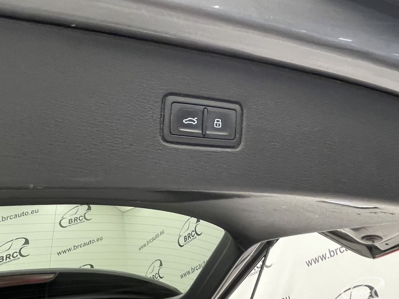 Audi Q7 | 43