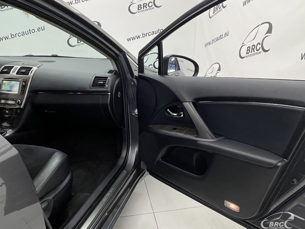 Toyota Avensis | 7