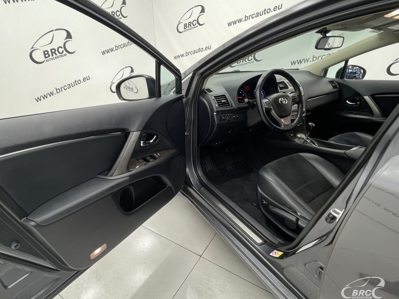 Toyota Avensis | 17