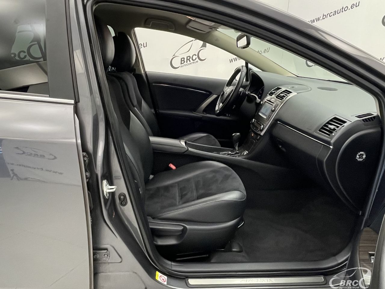 Toyota Avensis | 3