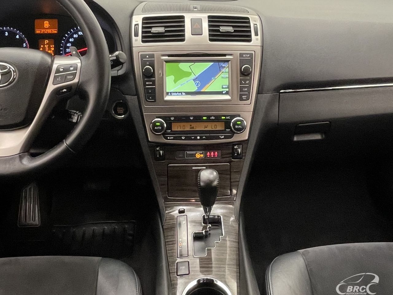 Toyota Avensis | 13