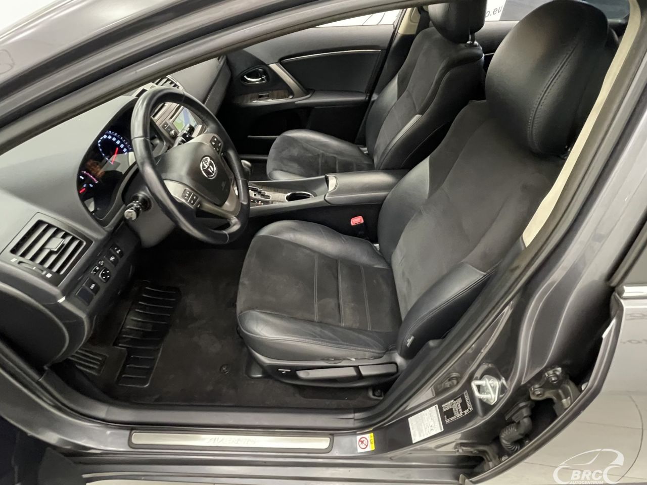 Toyota Avensis | 19