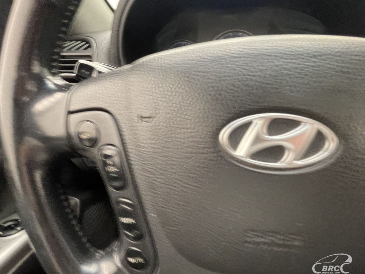 Hyundai Santa Fe | 28