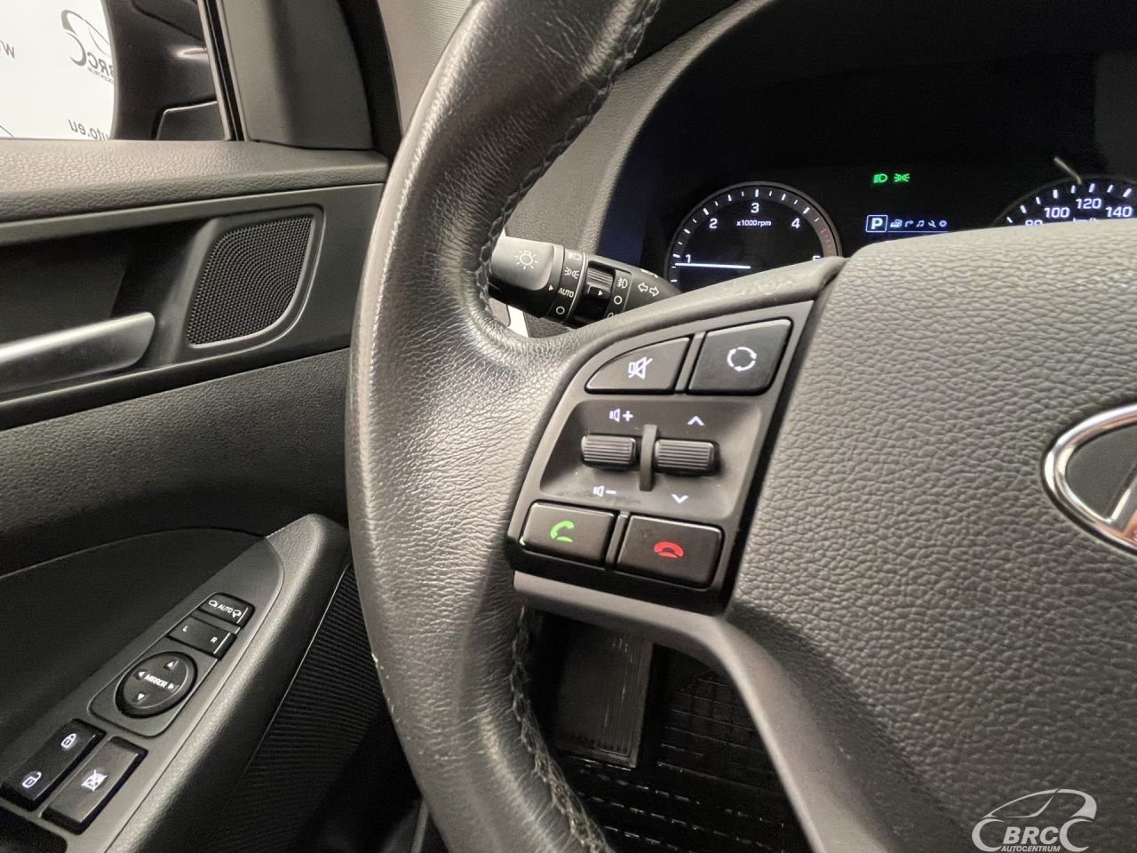 Hyundai Tucson | 28