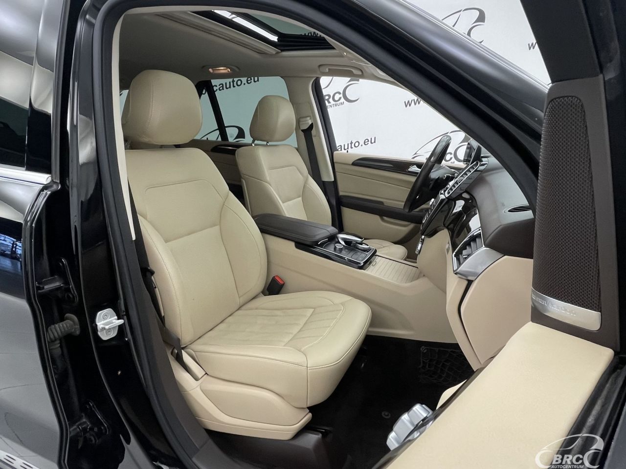 Mercedes-Benz GLE350 | 6