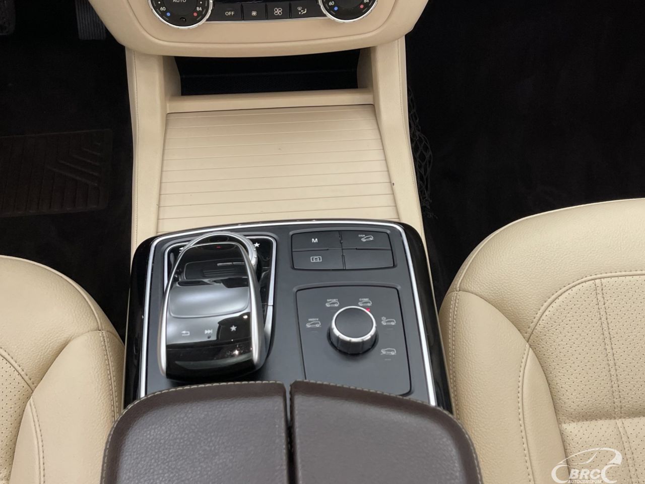 Mercedes-Benz GLE350 | 25