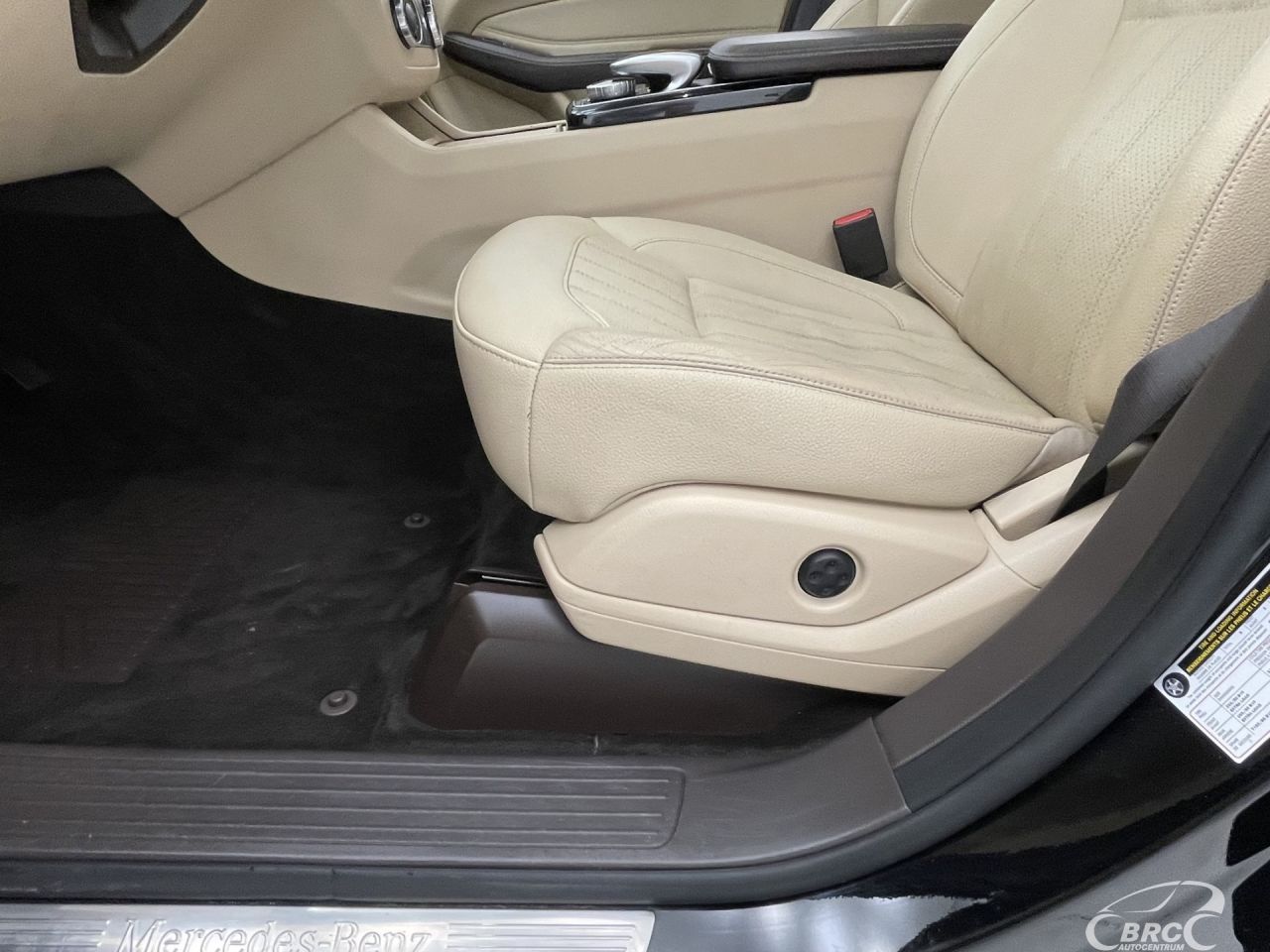 Mercedes-Benz GLE350 | 12