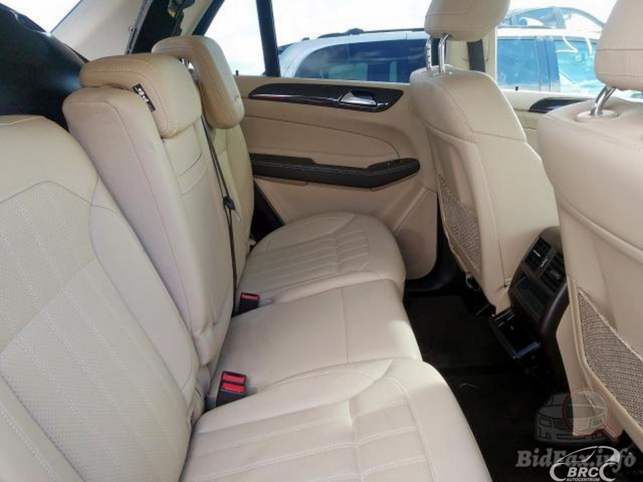 Mercedes-Benz GLE350 | 58