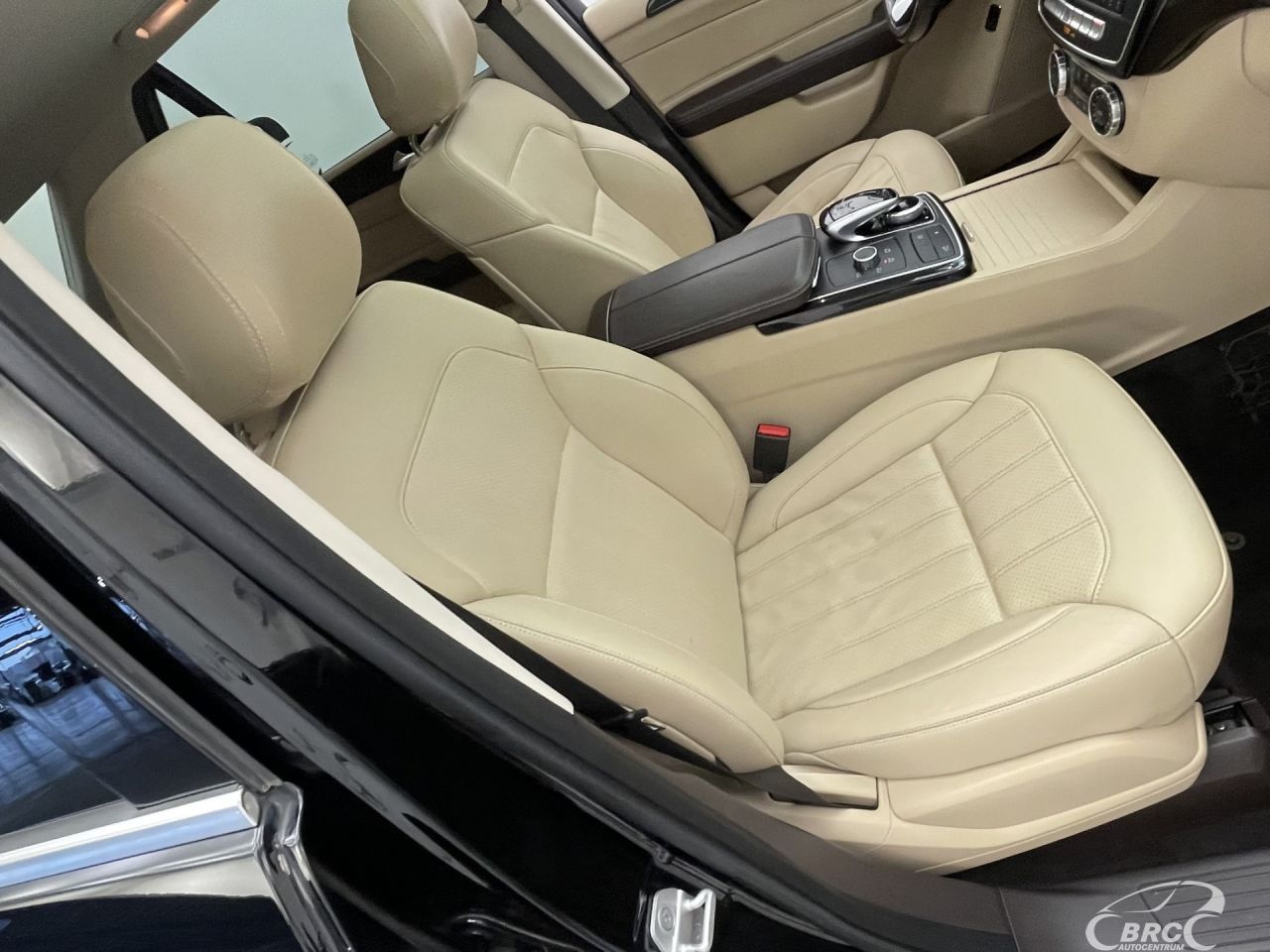 Mercedes-Benz GLE350 | 4