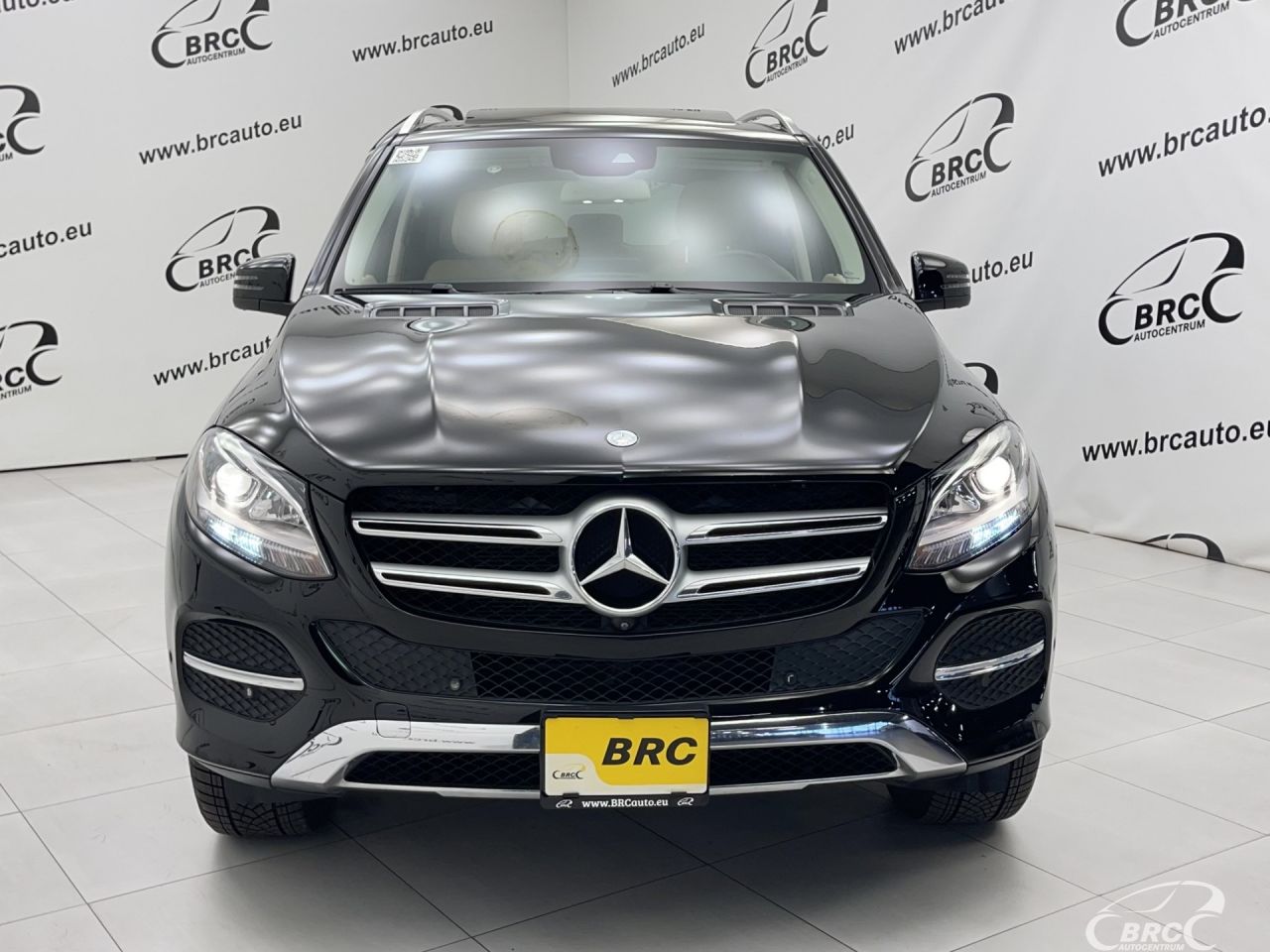 Mercedes-Benz GLE350 | 52