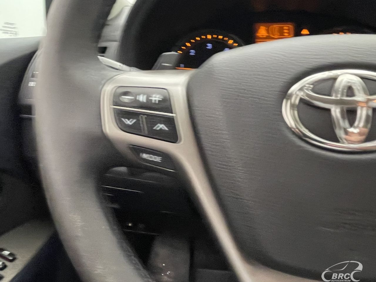 Toyota Avensis | 28