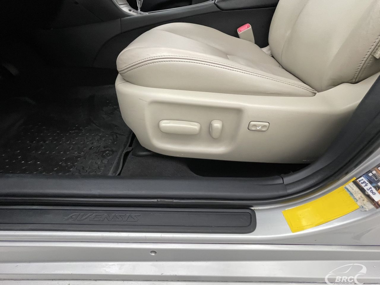 Toyota Avensis | 20