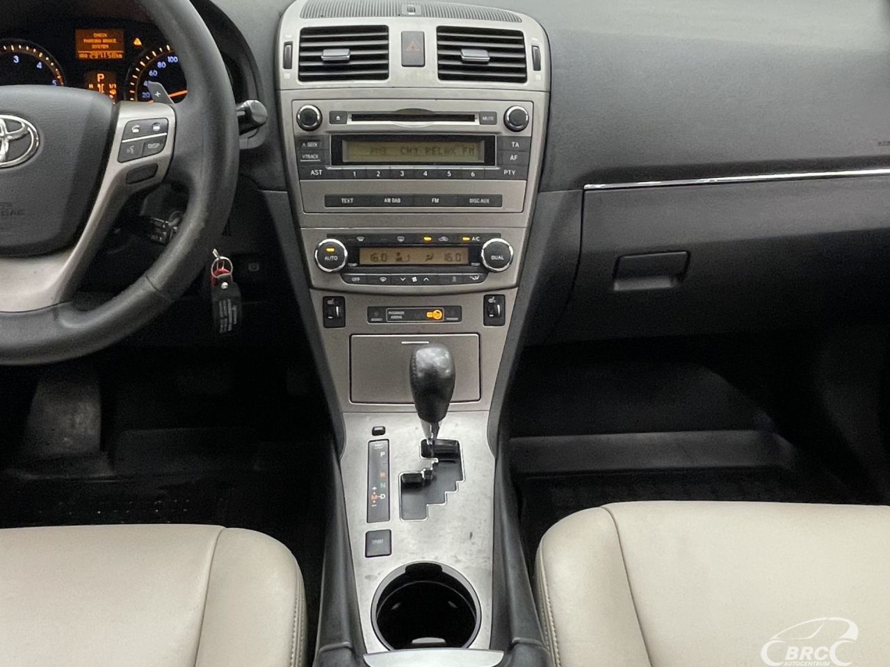 Toyota Avensis | 13