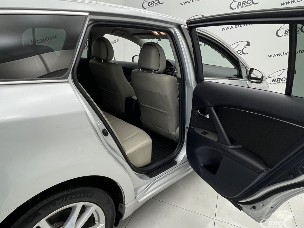 Toyota Avensis | 11