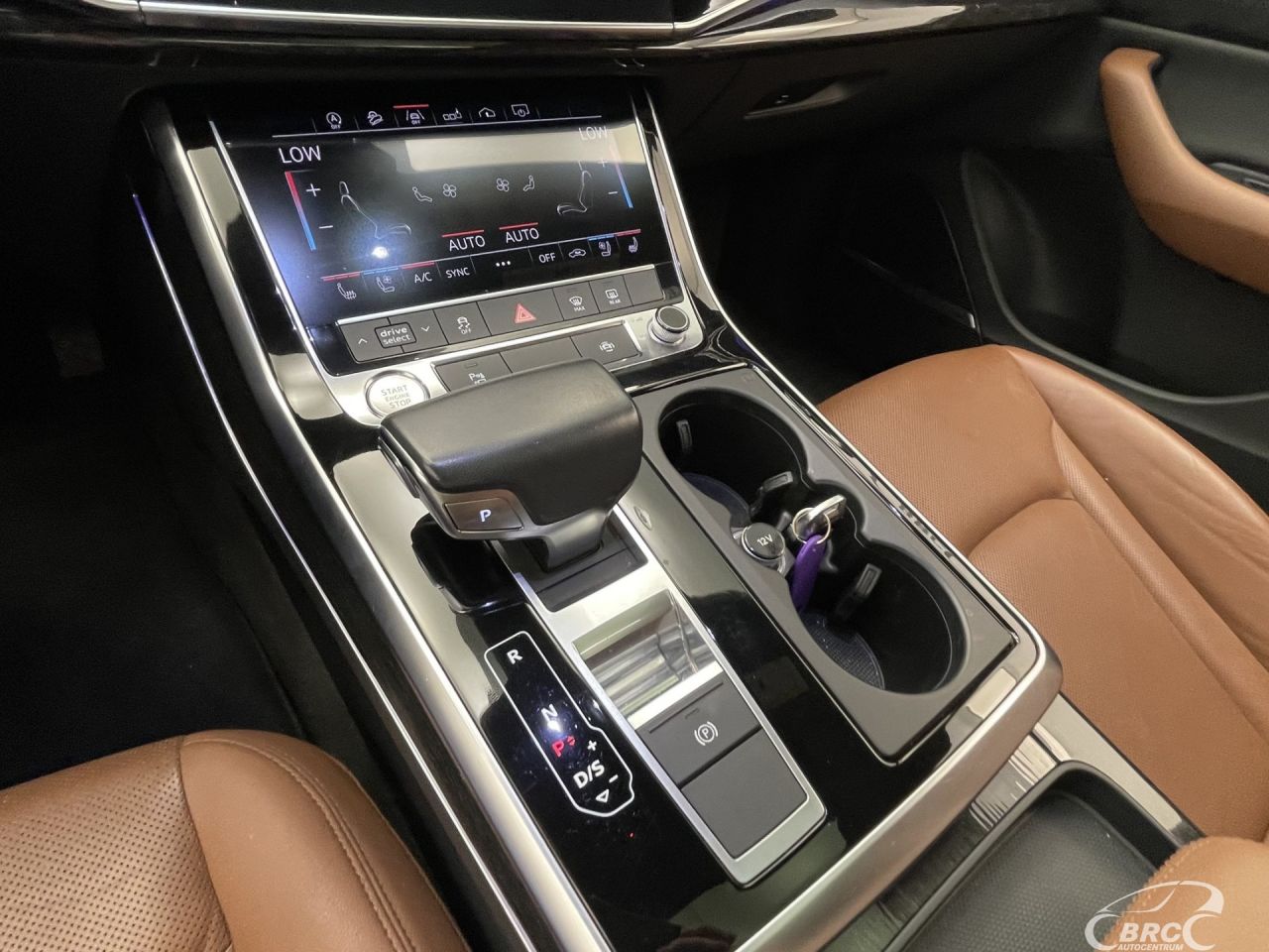 Audi Q8 | 27
