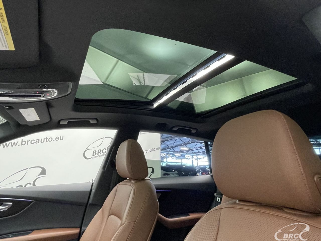 Audi Q8 | 25