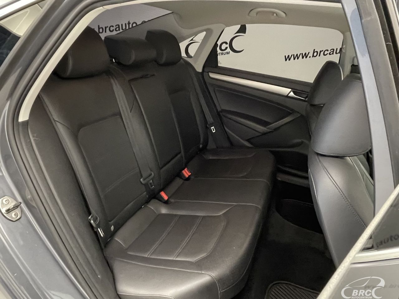 Volkswagen Passat | 10