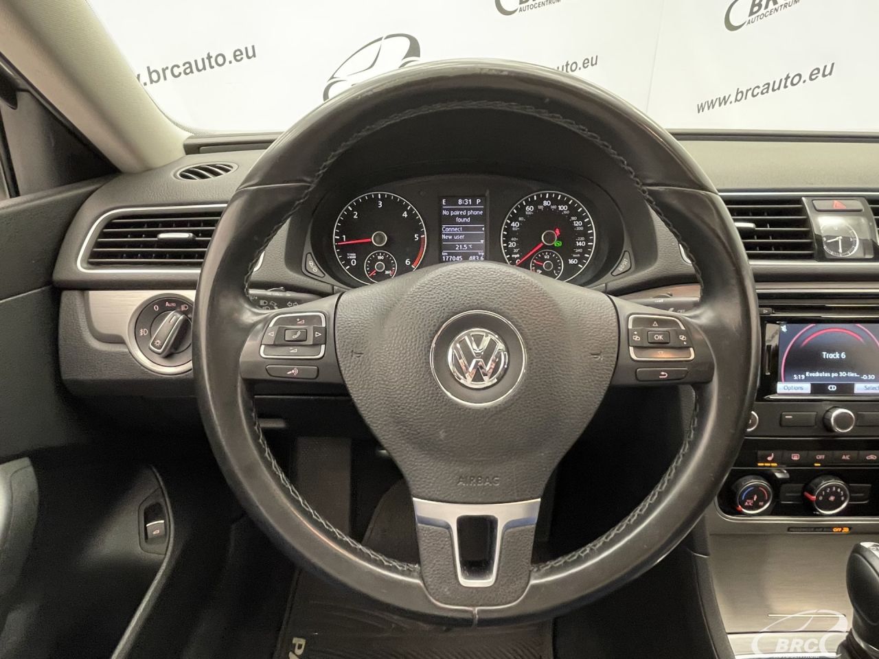 Volkswagen Passat | 28