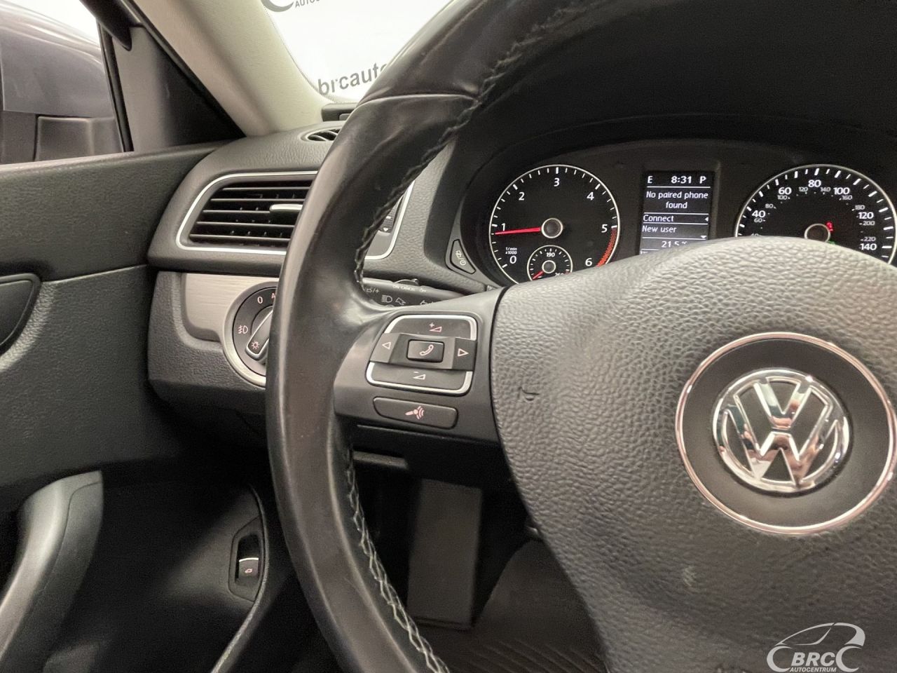 Volkswagen Passat | 30