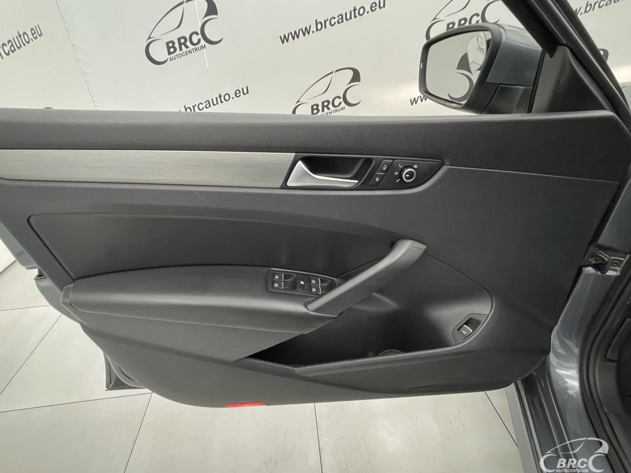 Volkswagen Passat | 18