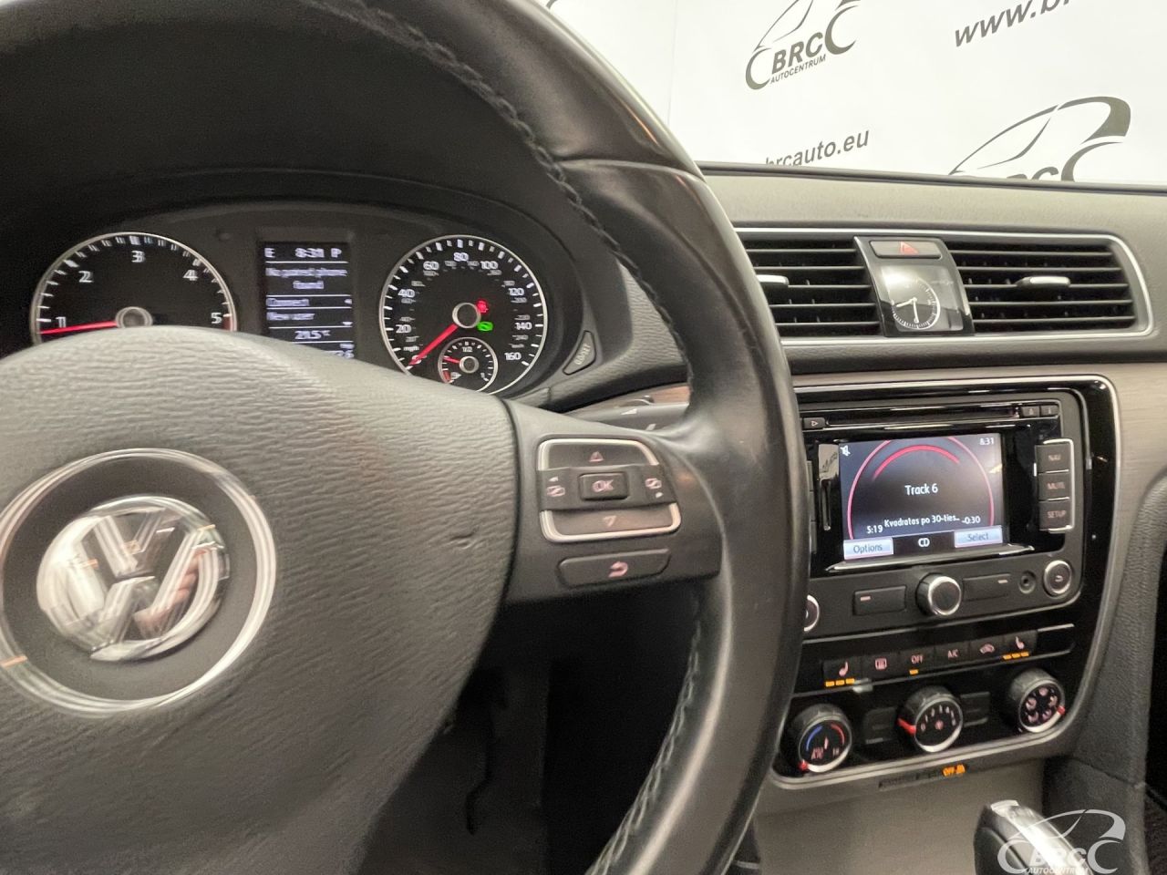 Volkswagen Passat | 29
