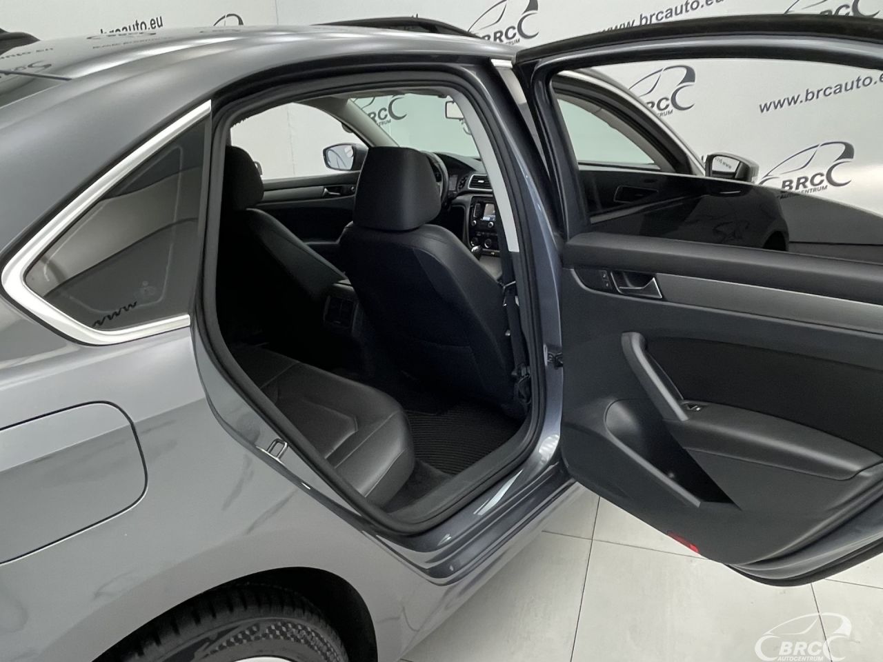 Volkswagen Passat | 11