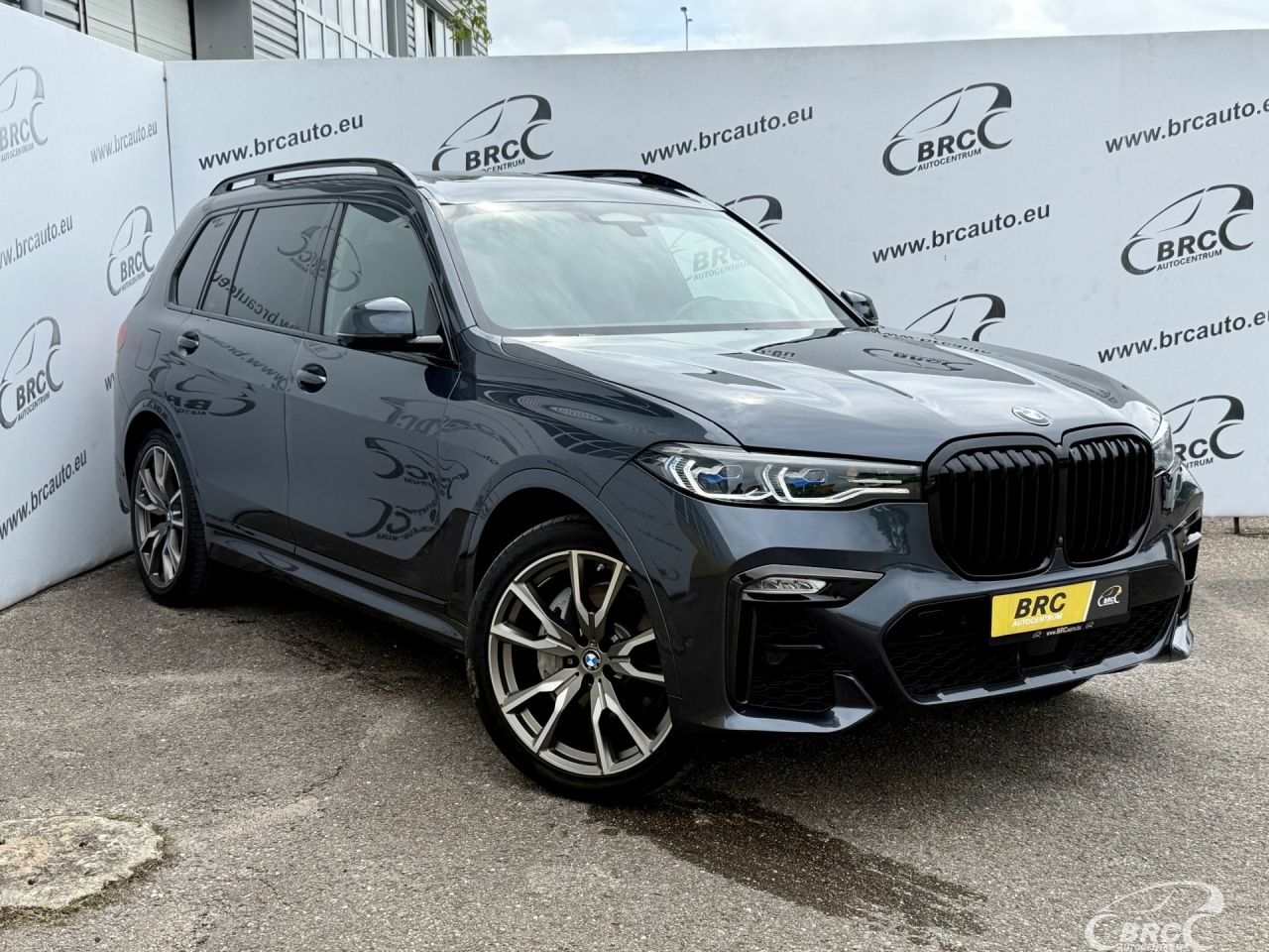 BMW X7 | 76