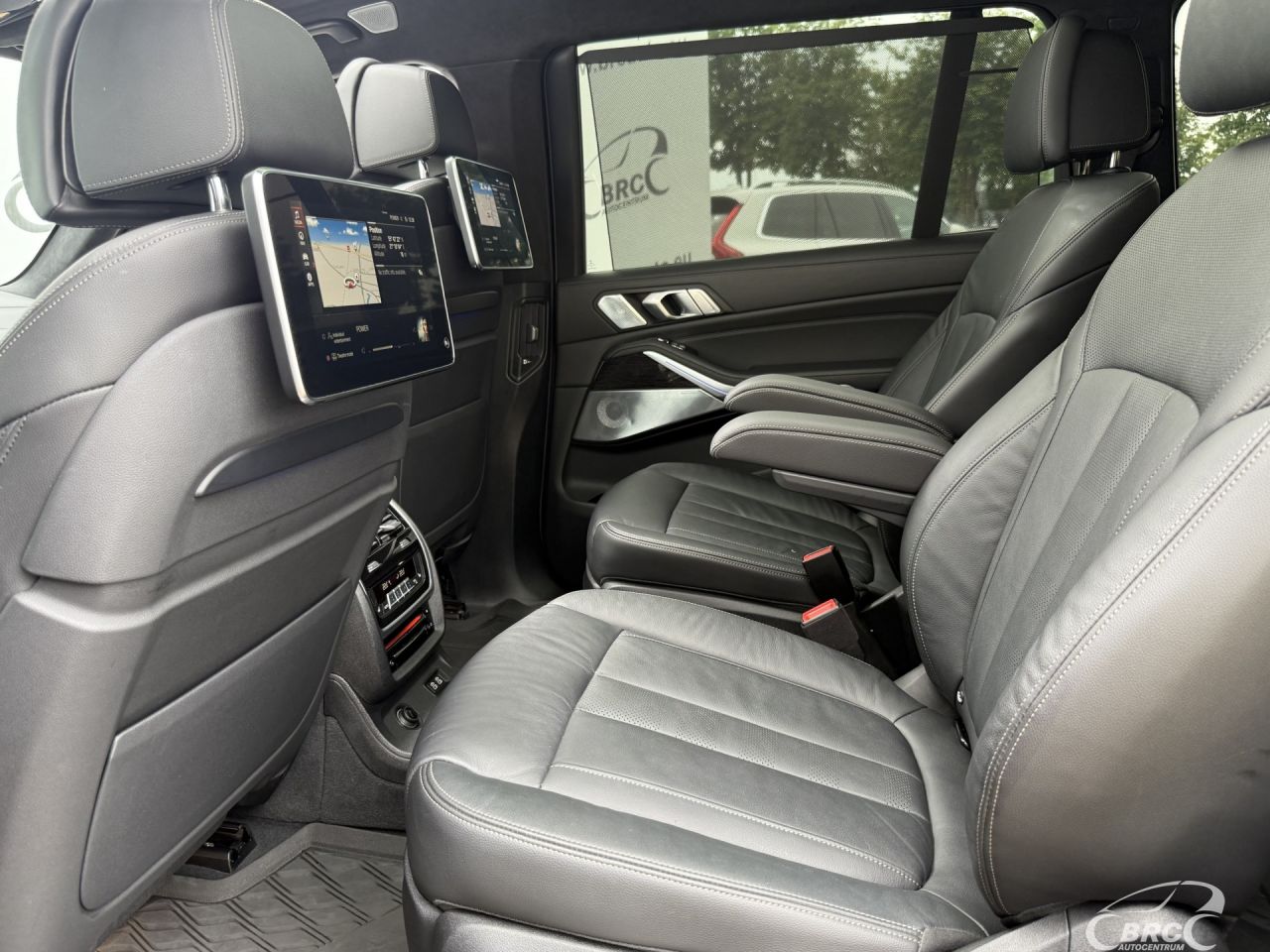 BMW X7 | 27