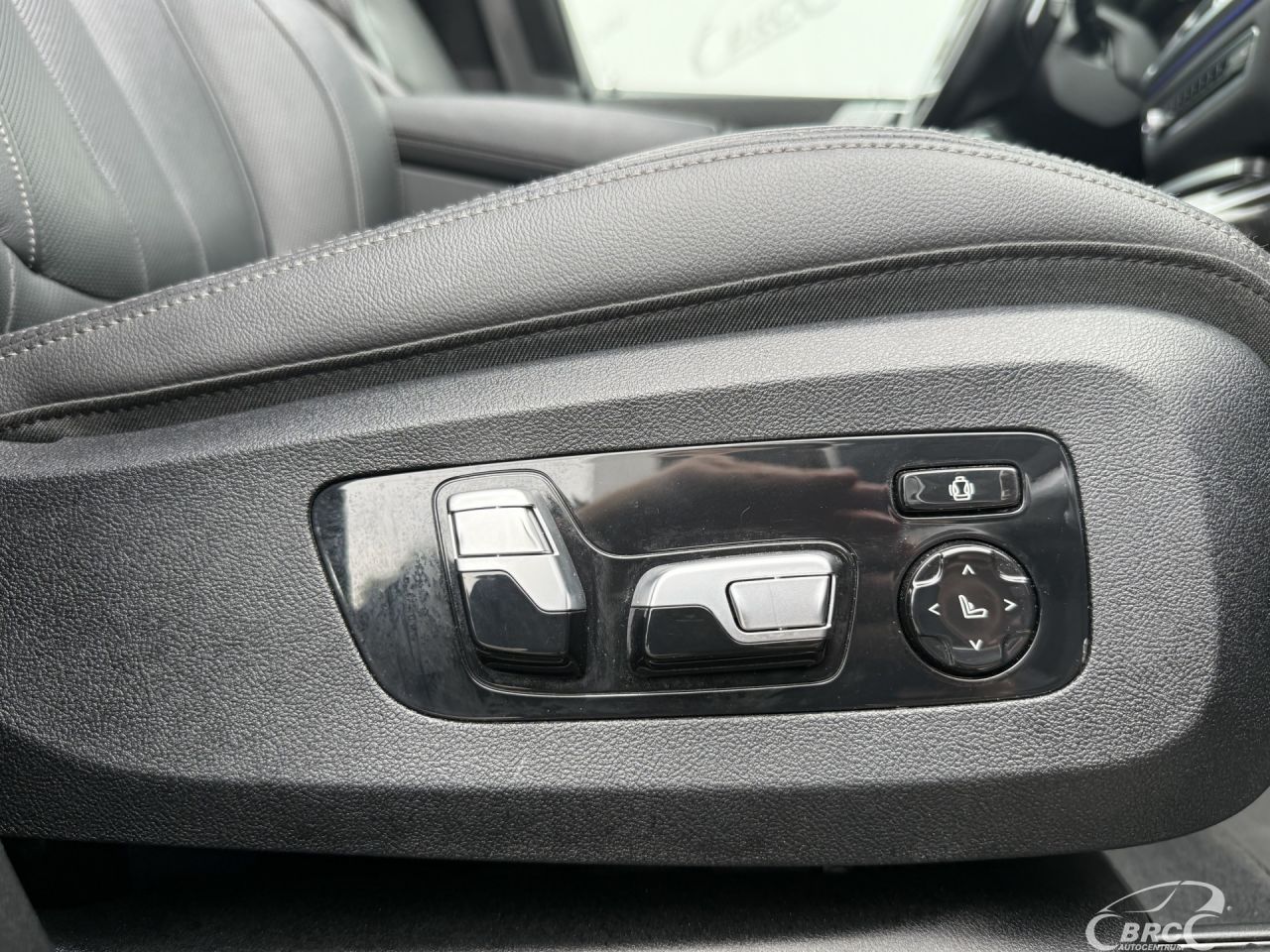 BMW X7 | 12