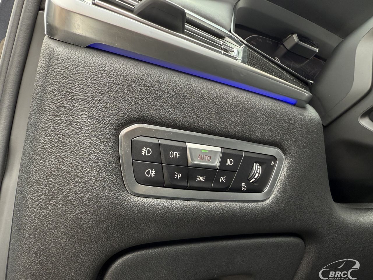 BMW X7 | 35