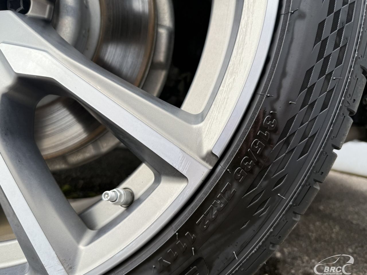 BMW X7 | 83