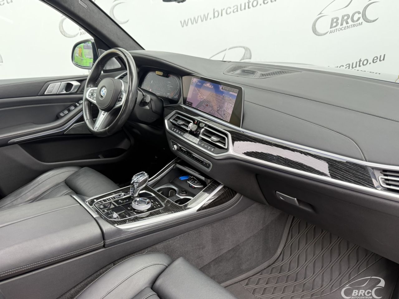 BMW X7 | 10