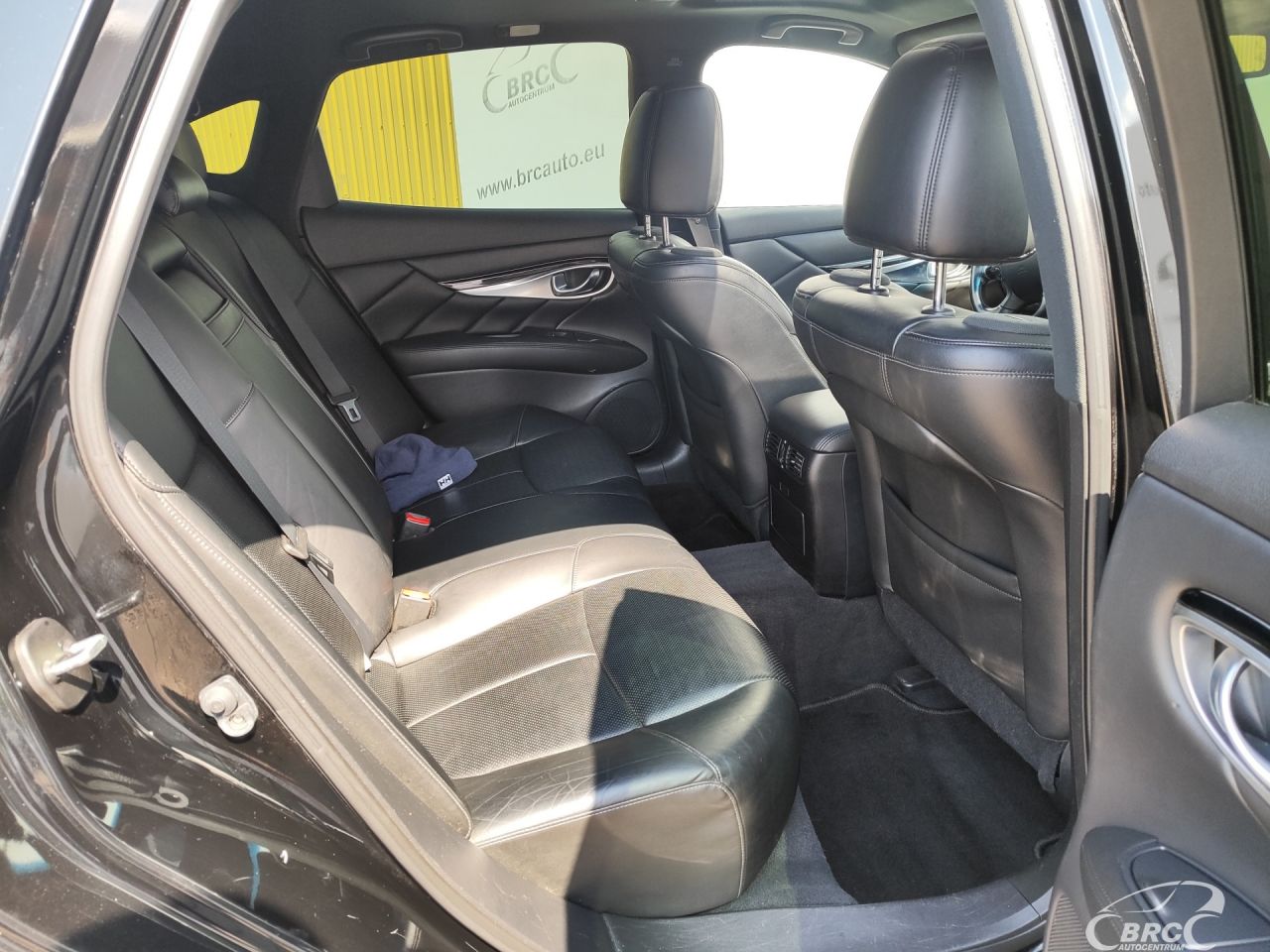 Infiniti M30 | 12