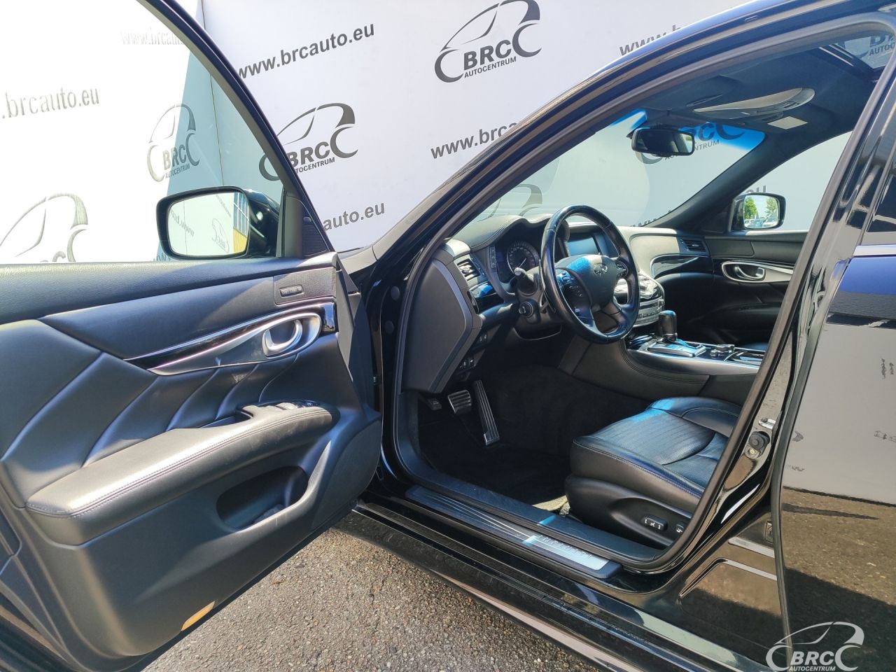 Infiniti M30 | 21