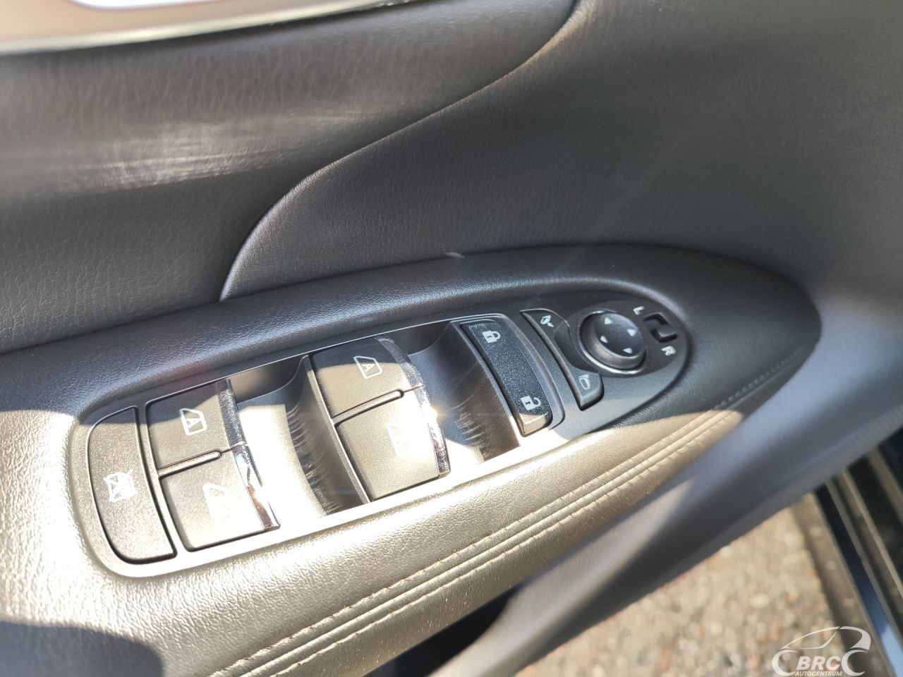 Infiniti M30 | 20