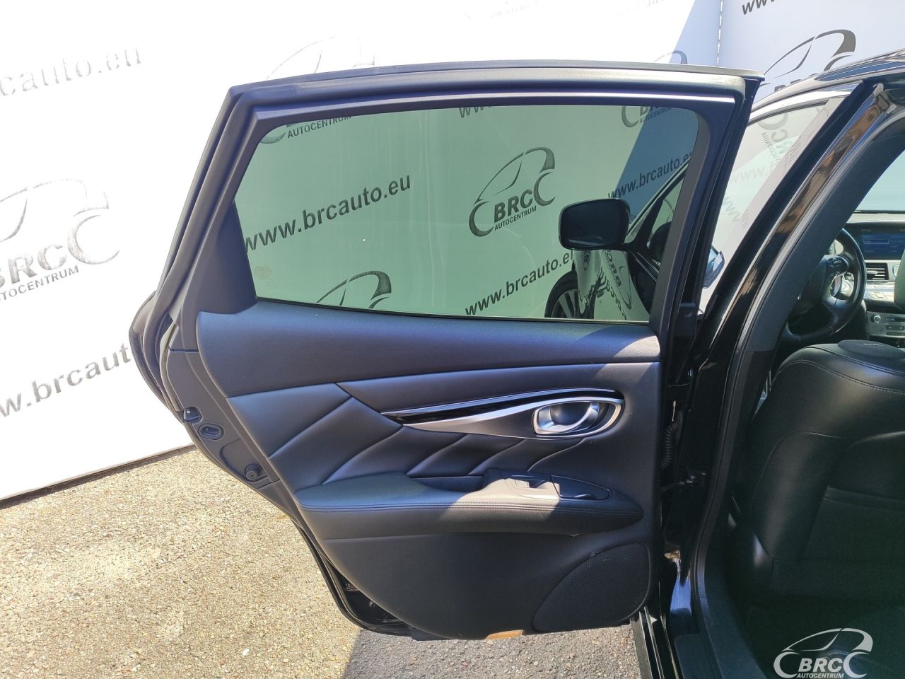 Infiniti M30 | 15