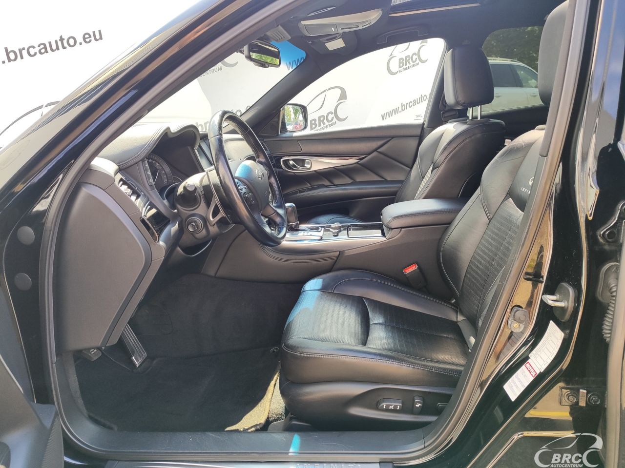 Infiniti M30 | 22