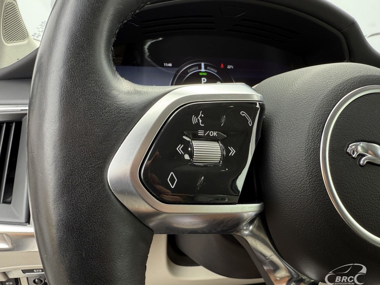Jaguar I-Pace | 28