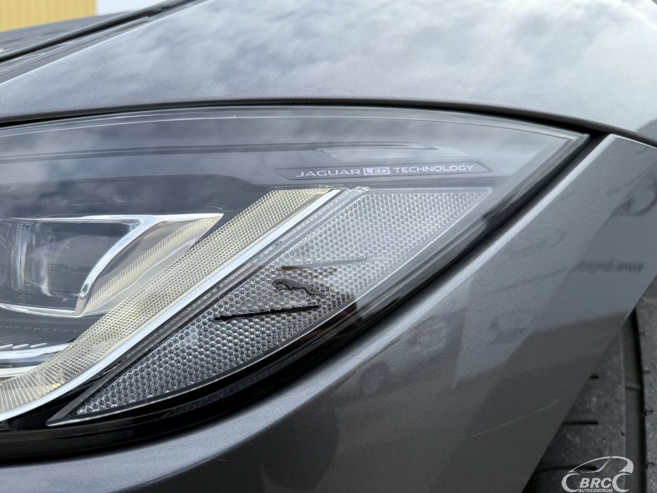 Jaguar I-Pace | 52