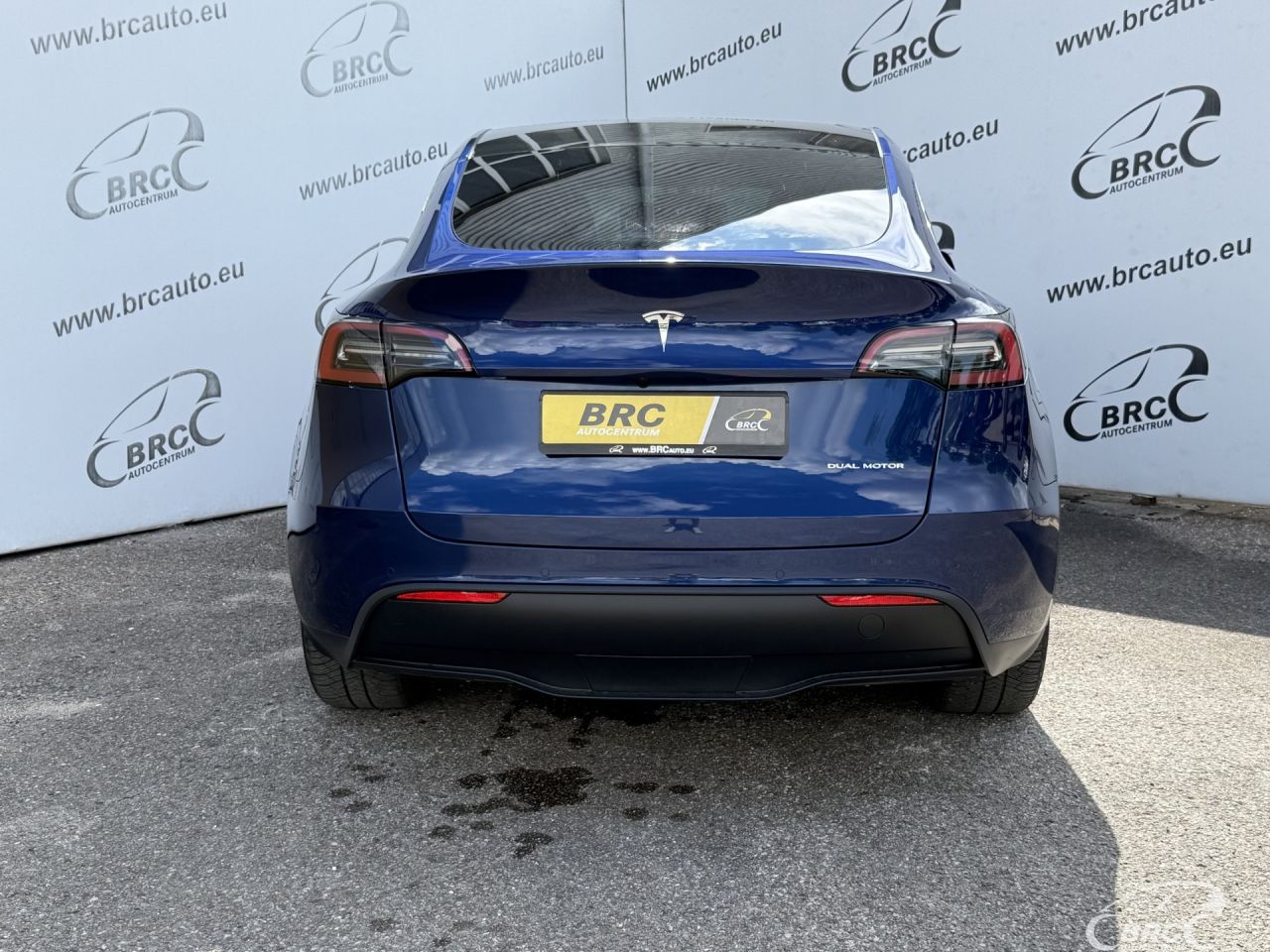 Tesla Model Y | 38