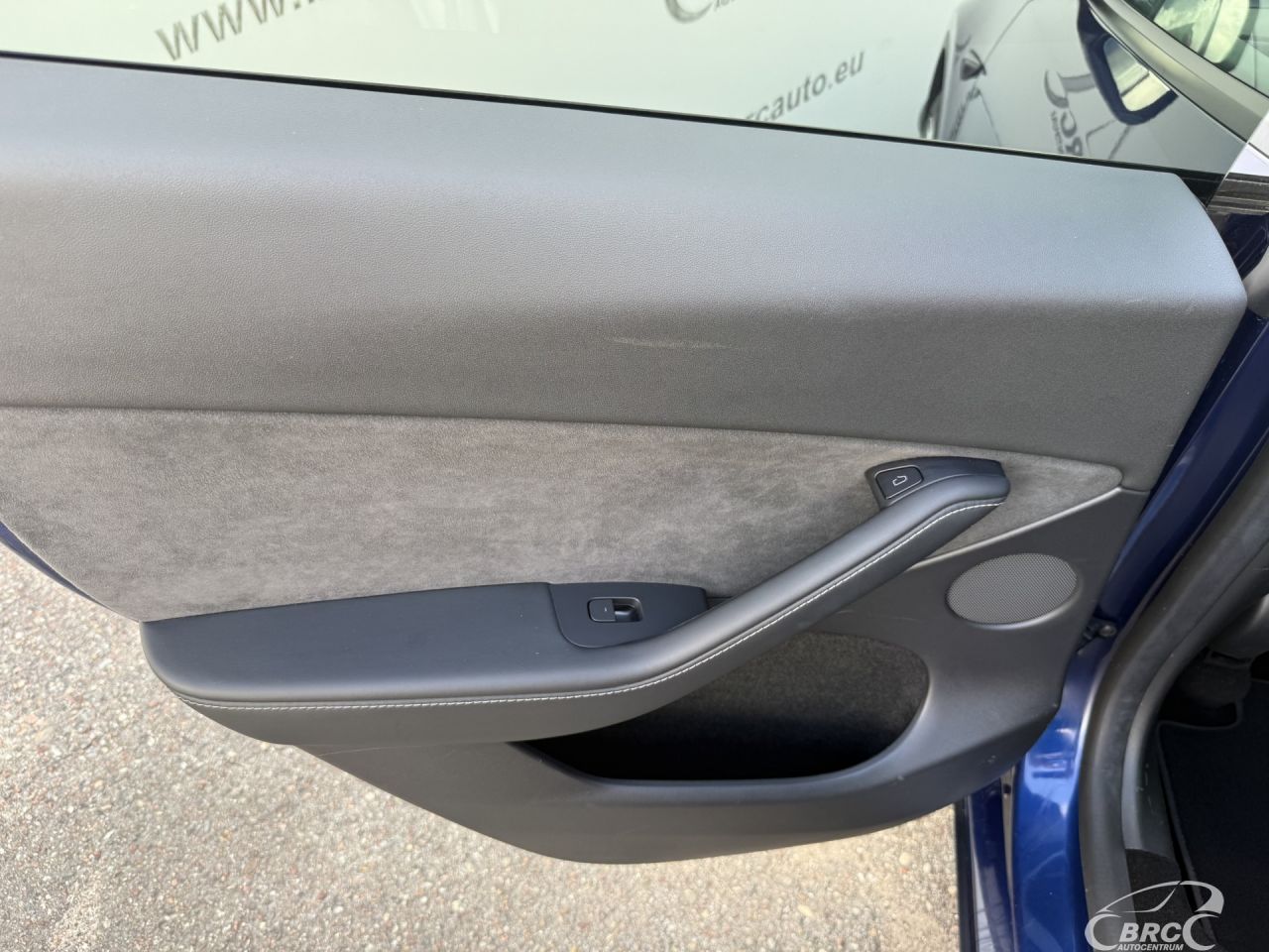 Tesla Model Y | 13