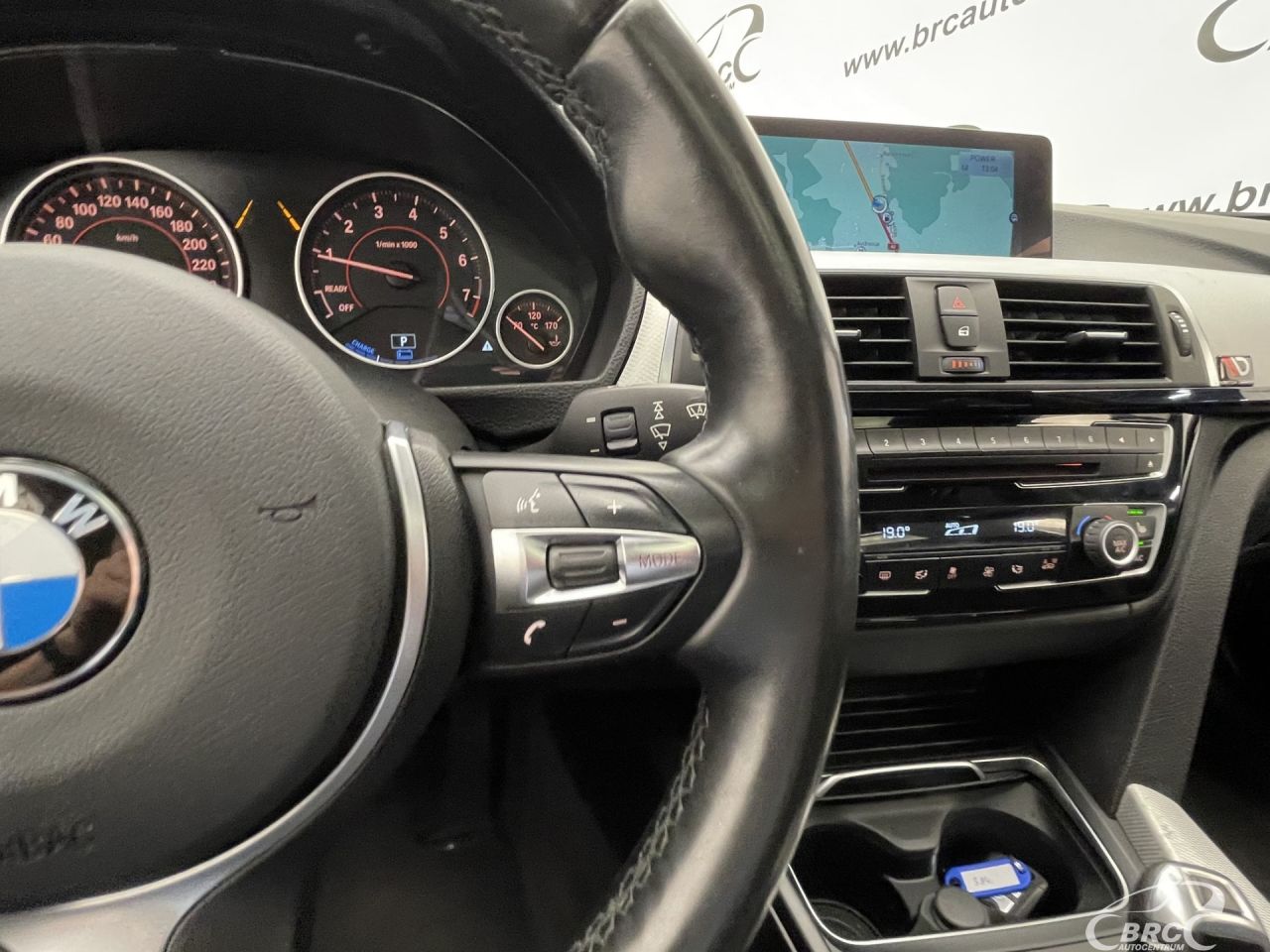 BMW 330 | 28